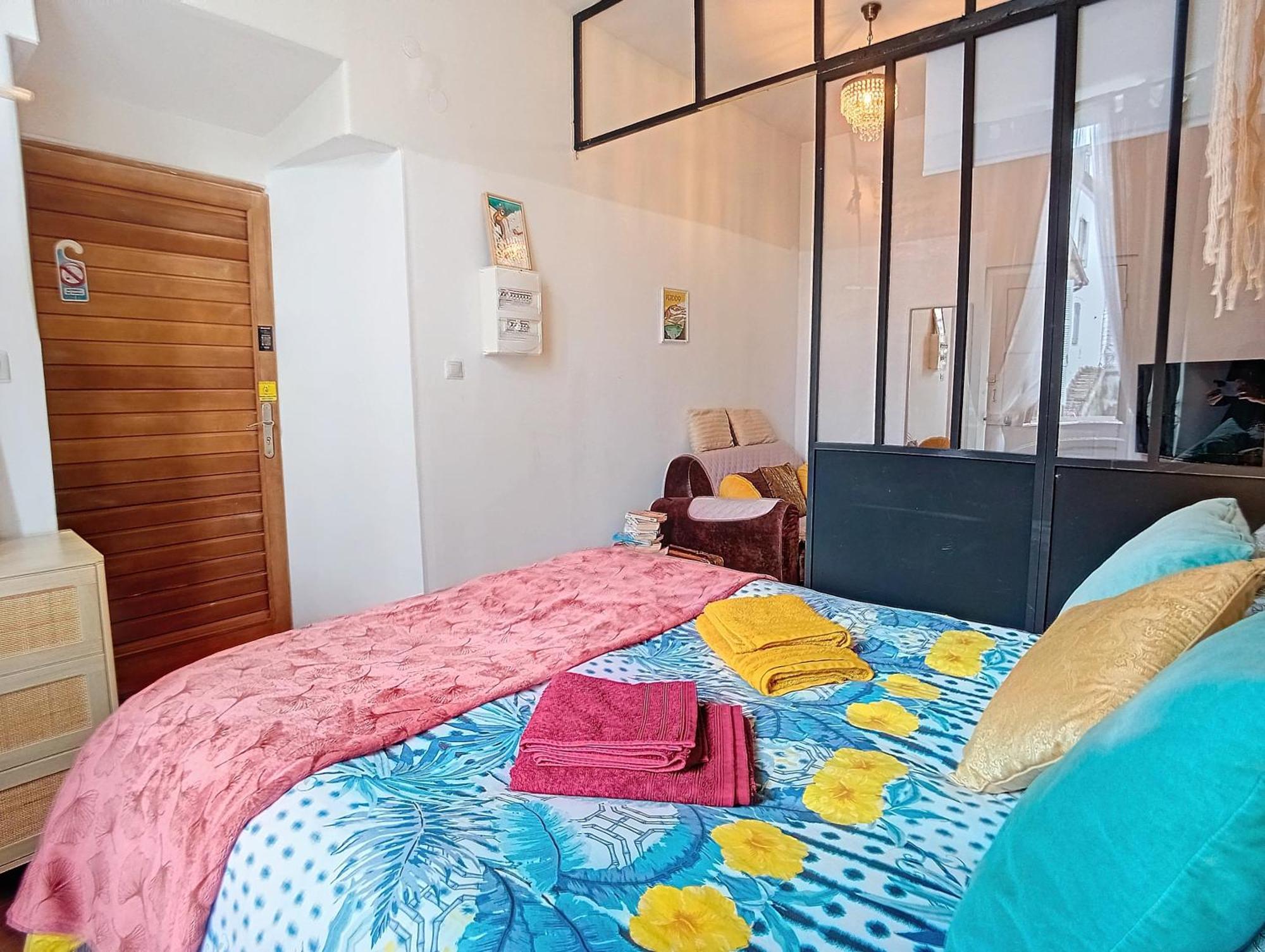 Les Glycines Oloron Otel Dış mekan fotoğraf